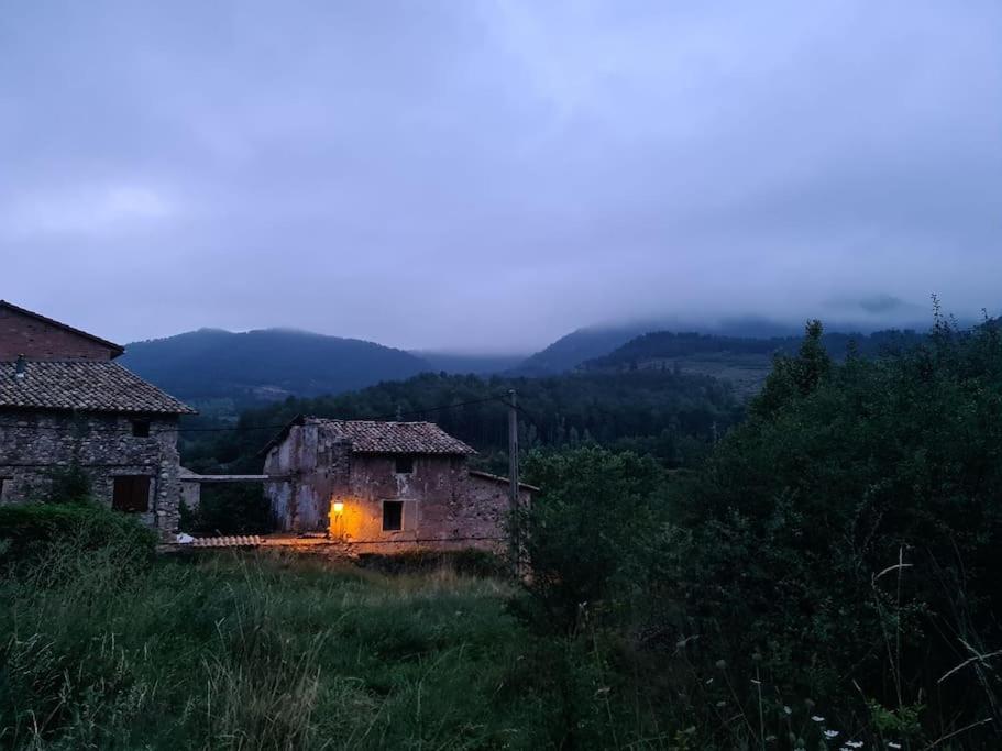 Precioso Apartamento En El Pirineo Catalan La Pobla de Lillet Ngoại thất bức ảnh